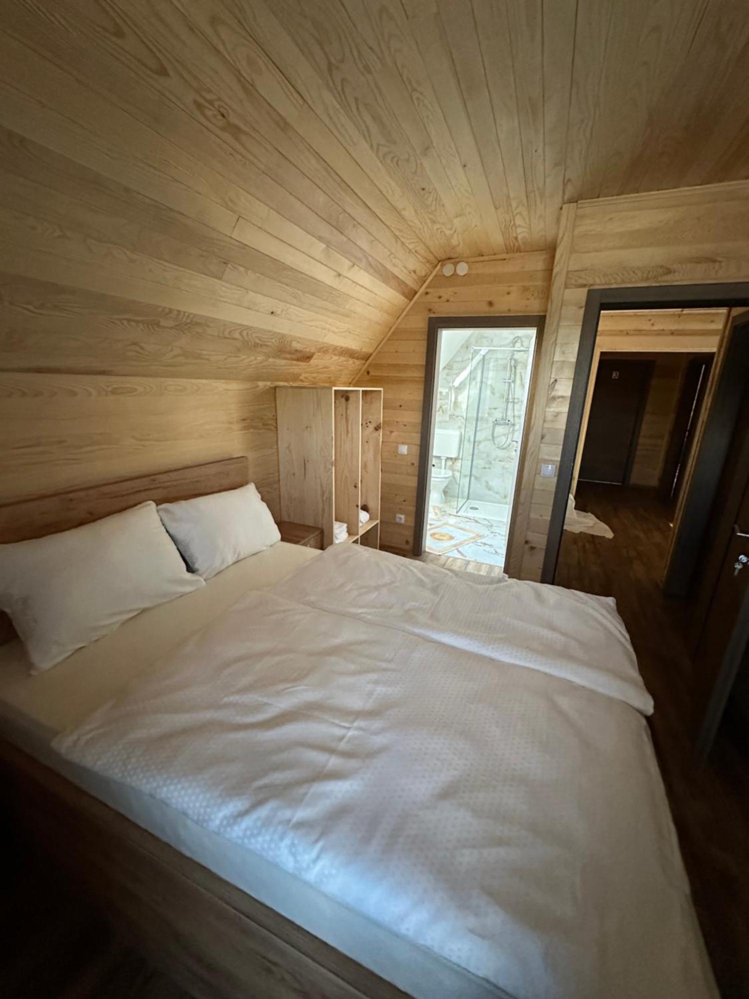 Bungalow House - 5 Rooms Zolaci Exterior photo